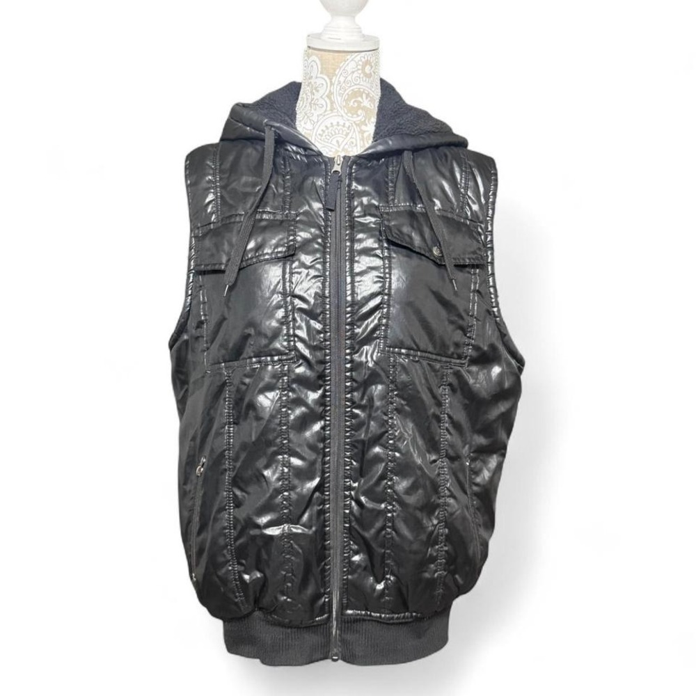 Y2K Grunge Alt Emo Puffer Black Puffer Vest Courage Clothing Co. Size Medium